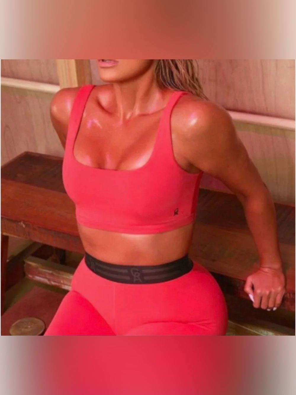 Good American The True Strength Sports Bra
Active Work-out Top Coral |4|